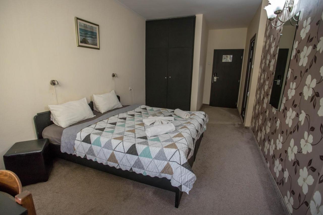 Park Hotel Ivailo Veliko Tŭrnovo Eksteriør bilde