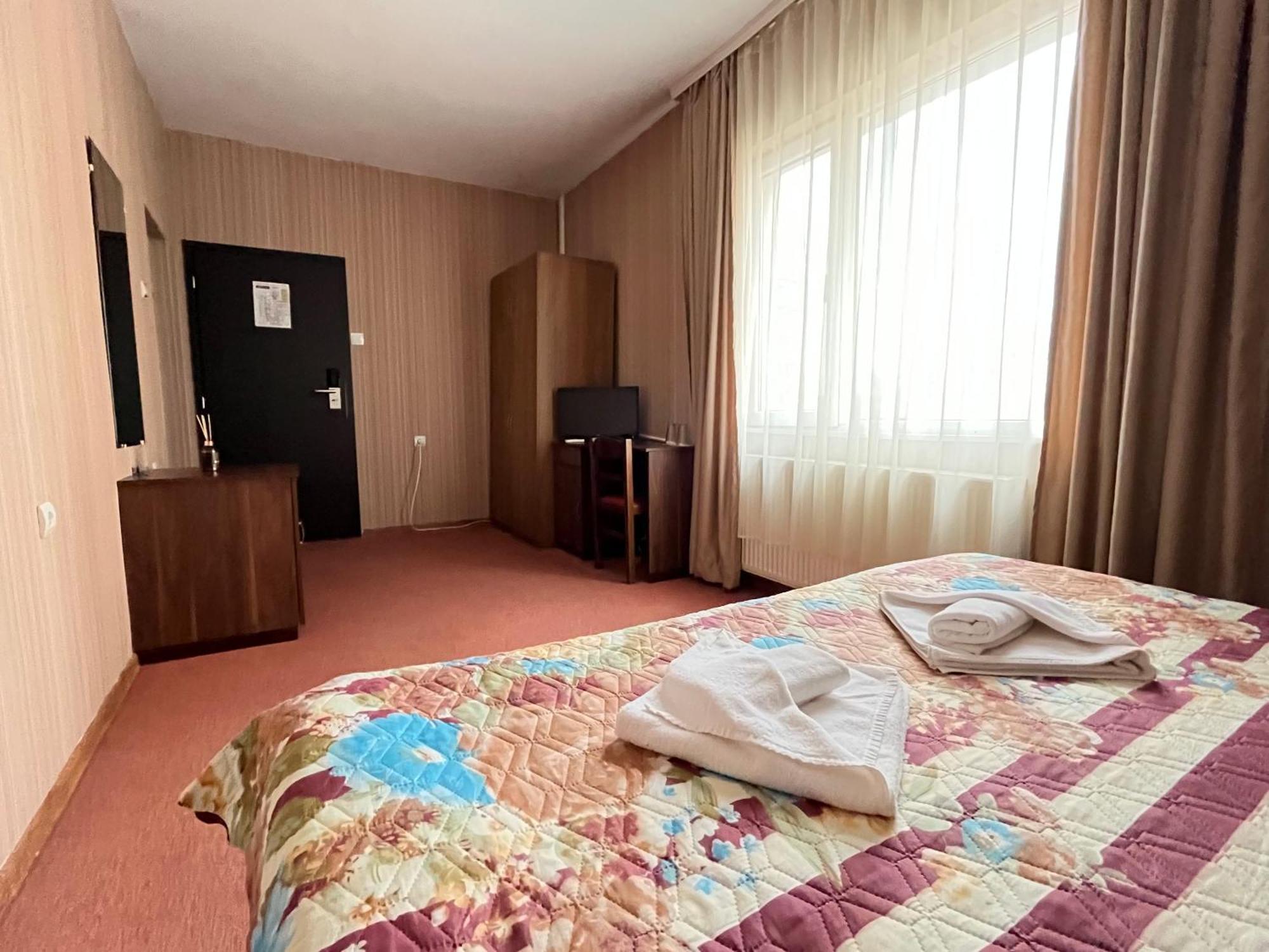 Park Hotel Ivailo Veliko Tŭrnovo Rom bilde