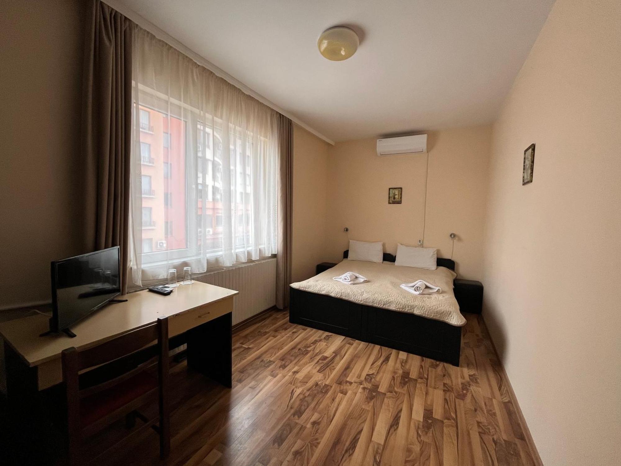 Park Hotel Ivailo Veliko Tŭrnovo Rom bilde