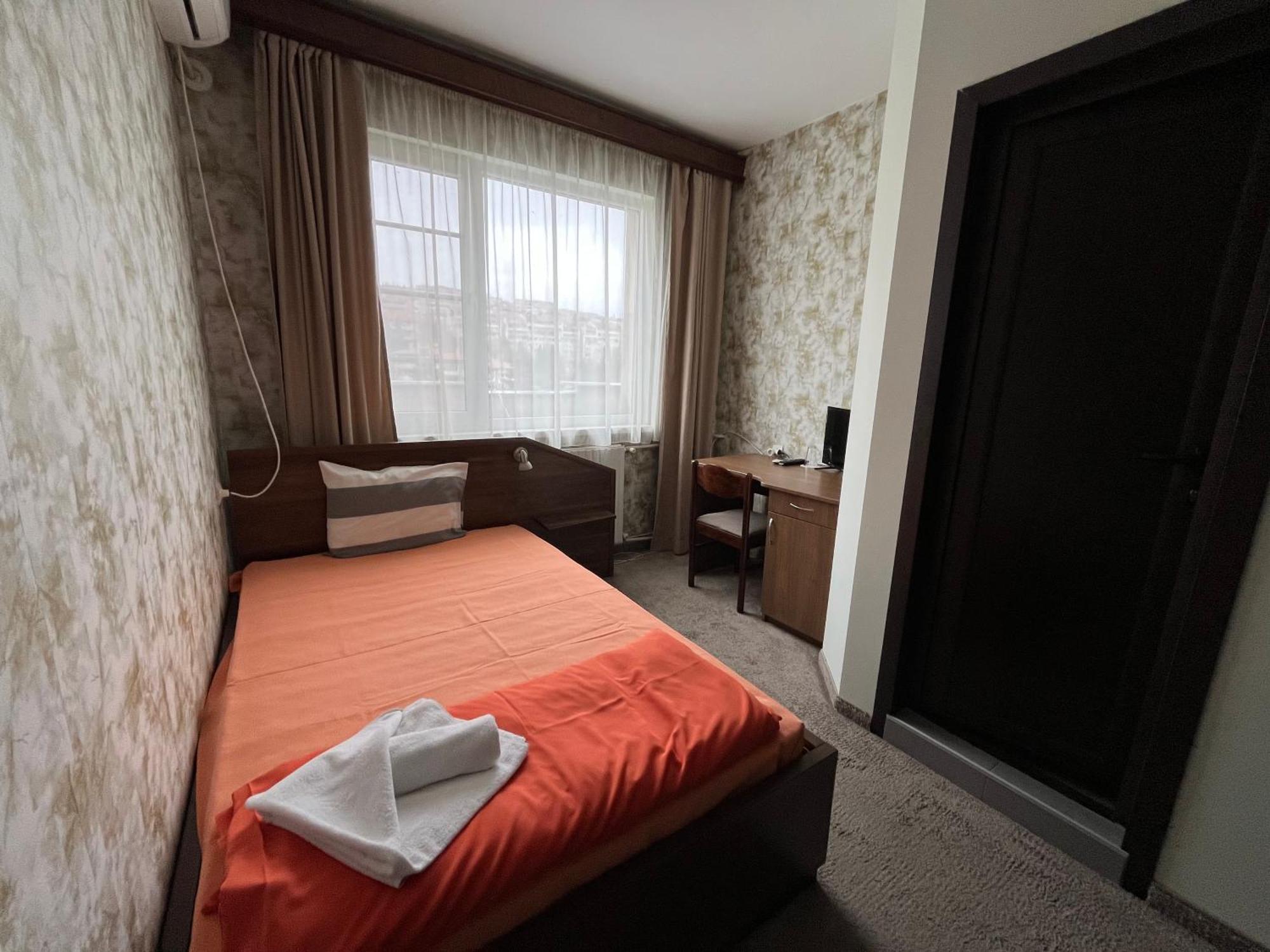 Park Hotel Ivailo Veliko Tŭrnovo Rom bilde