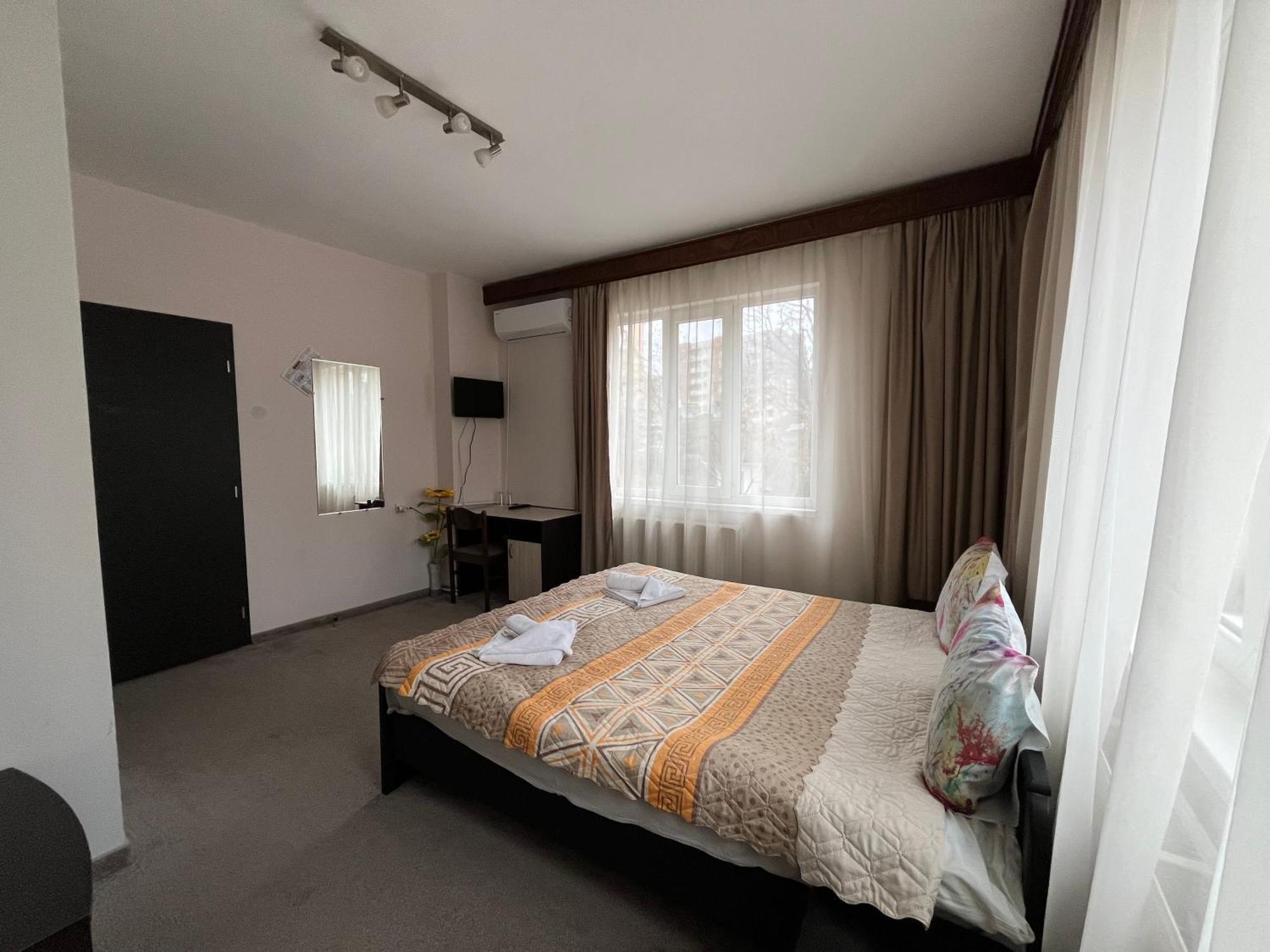 Park Hotel Ivailo Veliko Tŭrnovo Eksteriør bilde