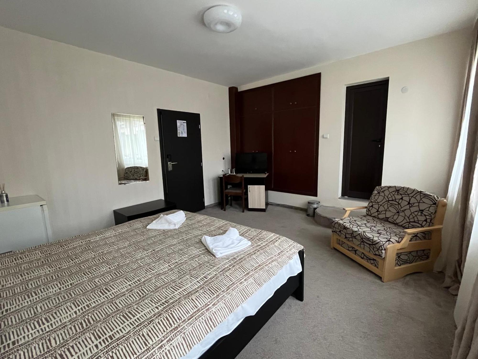 Park Hotel Ivailo Veliko Tŭrnovo Eksteriør bilde