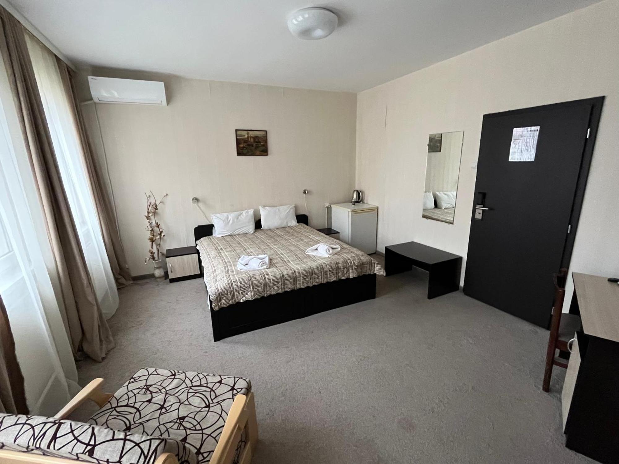 Park Hotel Ivailo Veliko Tŭrnovo Eksteriør bilde